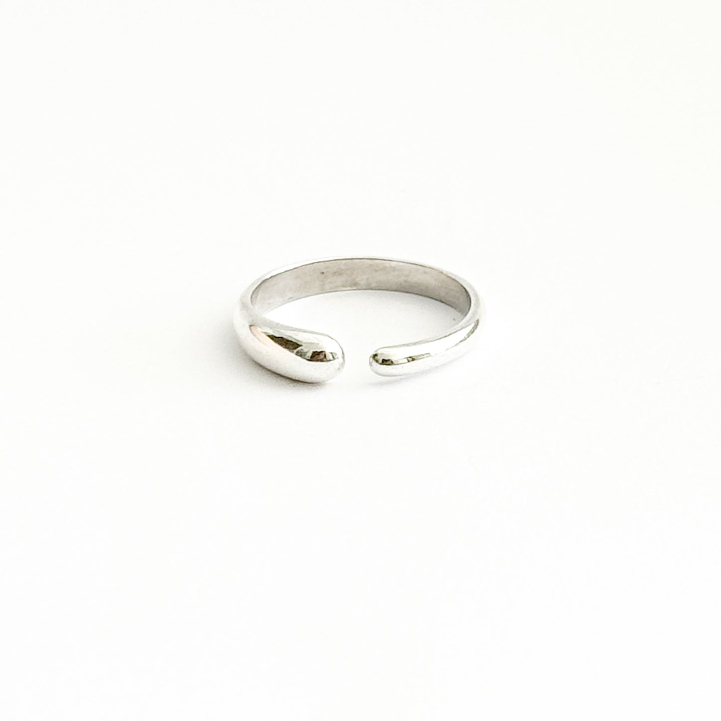 Sloane Ring