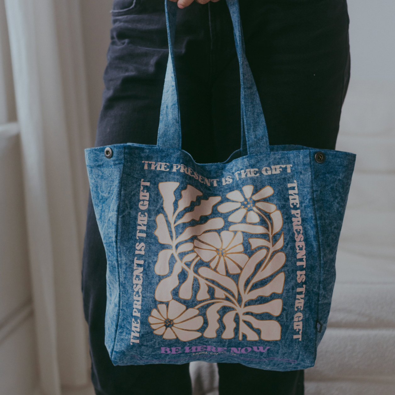 Be here Denim tote (medium size)