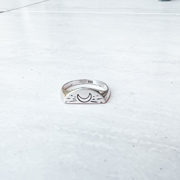 Love by the moon Signet ring