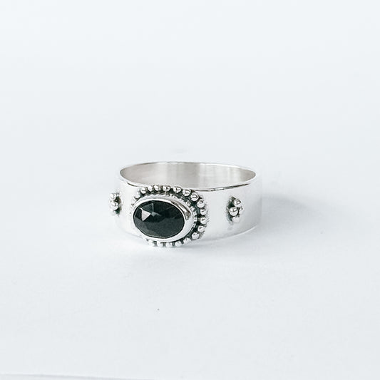 Estella Onyx Ring