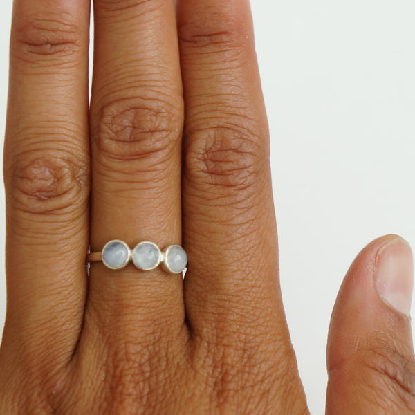 Dreamer moonstone ring