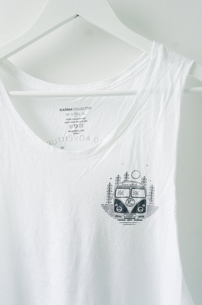 WANDERBUS White Muscle Tank