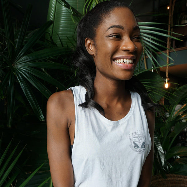 WANDERBUS White Muscle Tank