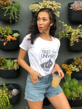 Trust the Universe Vback tshirt