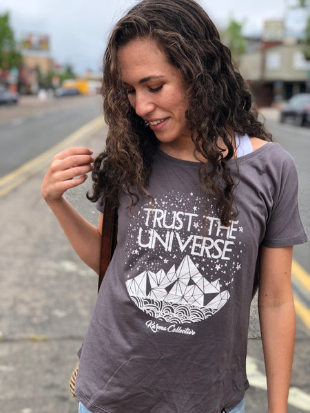Trust the Universe Vback tshirt