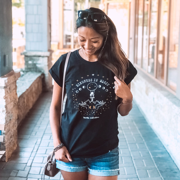 Kindness is Magic Casual T-shirt
