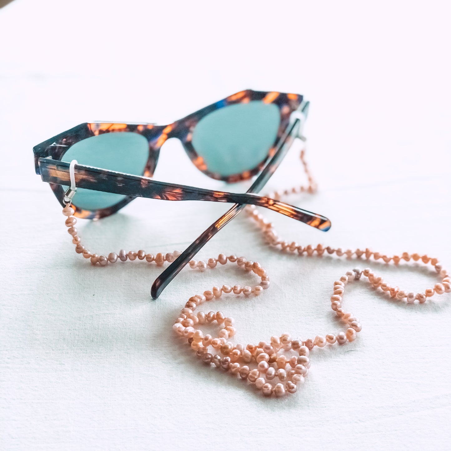 Mother of Pearl Sunglass Chain