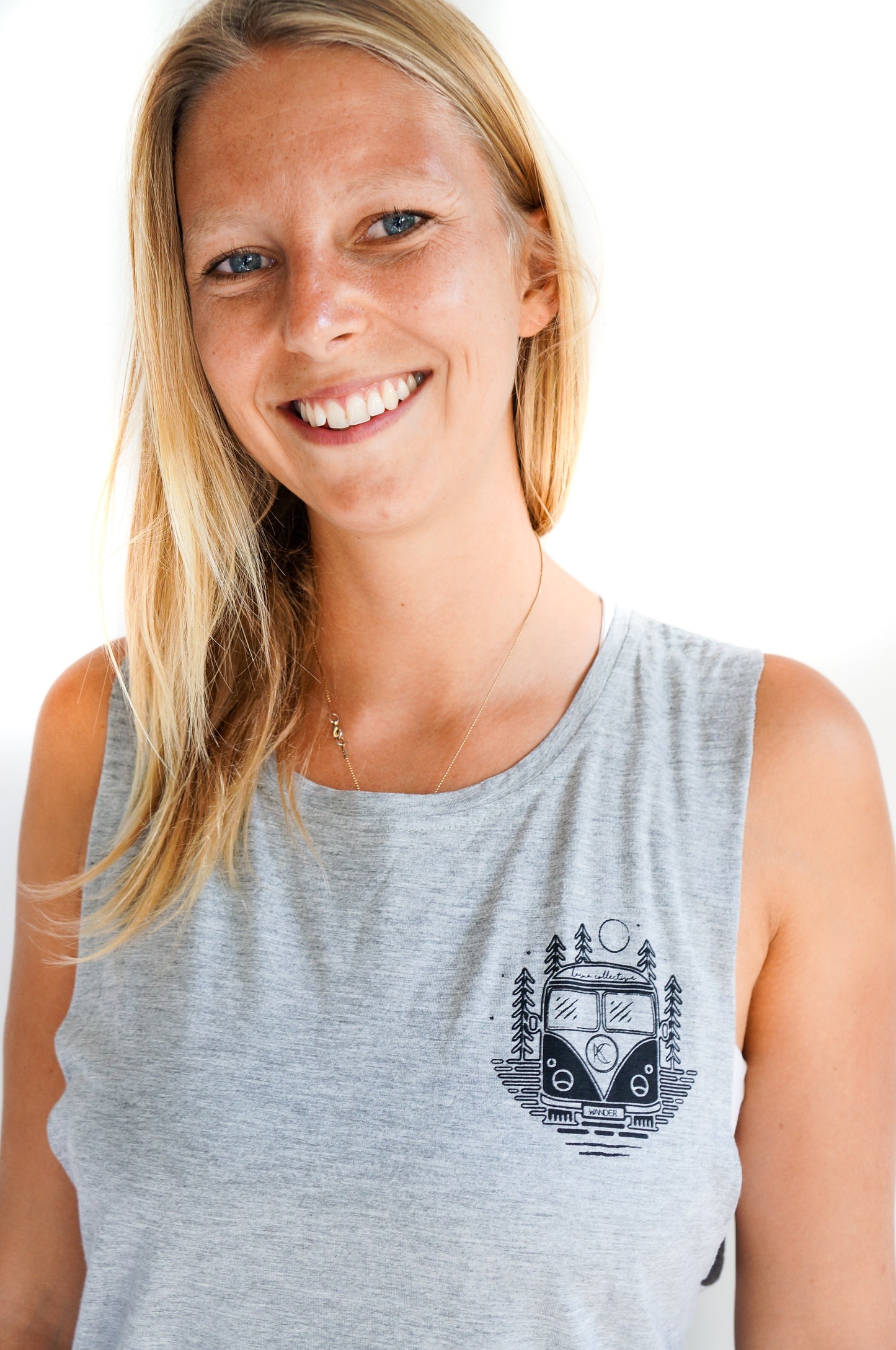 Explore. Dream. Discover Muscle Tank Grey
